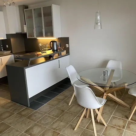 Casa Chimp 5 *